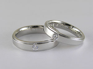ダイヤモンドを入れた結婚指輪