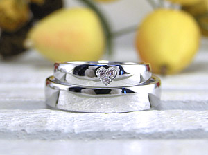 合わせたイメージの結婚指輪
