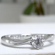 婚約指輪ダイヤモンドの婚約指輪