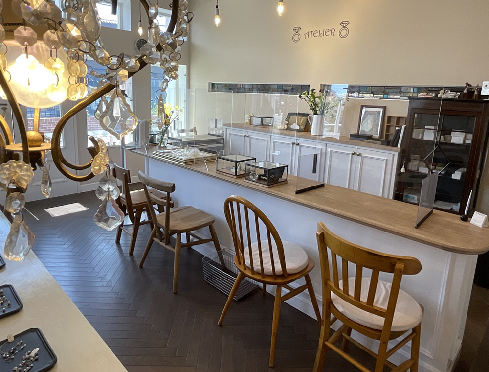 店内 JEWELRY ATELIER