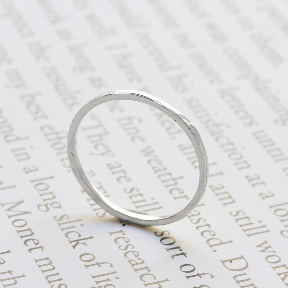 デリケート Pt950 プラチナ