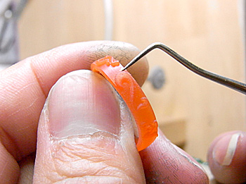 細かなワックスの作業